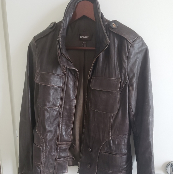 Danier leather jacket - Picture 1 of 7